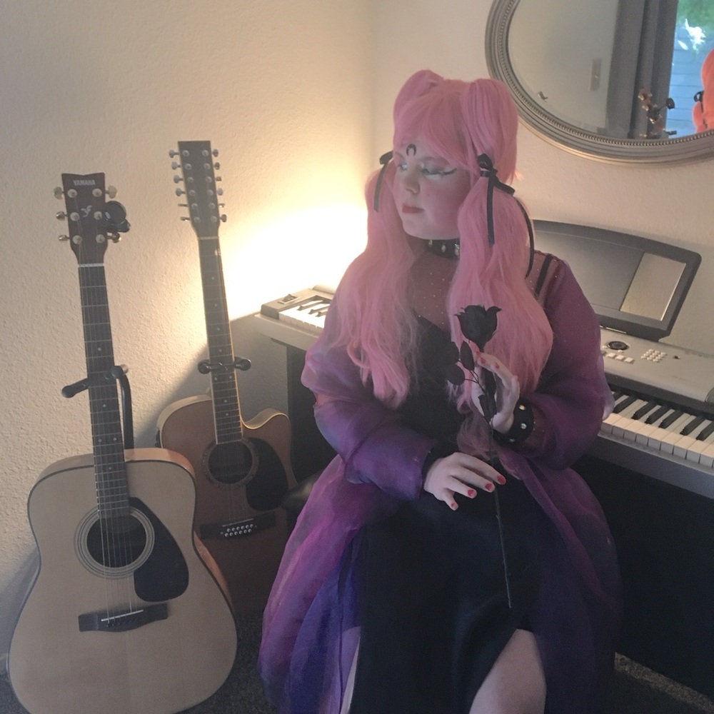 Wicked Lady (ChibiUsa) Wig with Black Bows